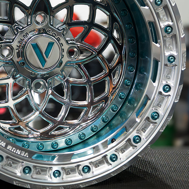 close up of floating cap beadlock wheels, vnm forged AR-1 beadlock billet