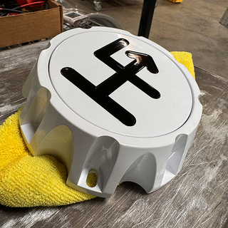 8x6.5 8x170 8x180 custom floating cap in white with a custom logo for forged wheels 