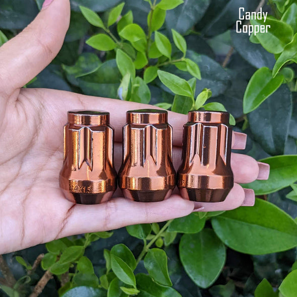 16 Pc 12x1.25 6-Spline Lug Nuts 1.36" Tall - Powder Coated + 2 Key Sockets
