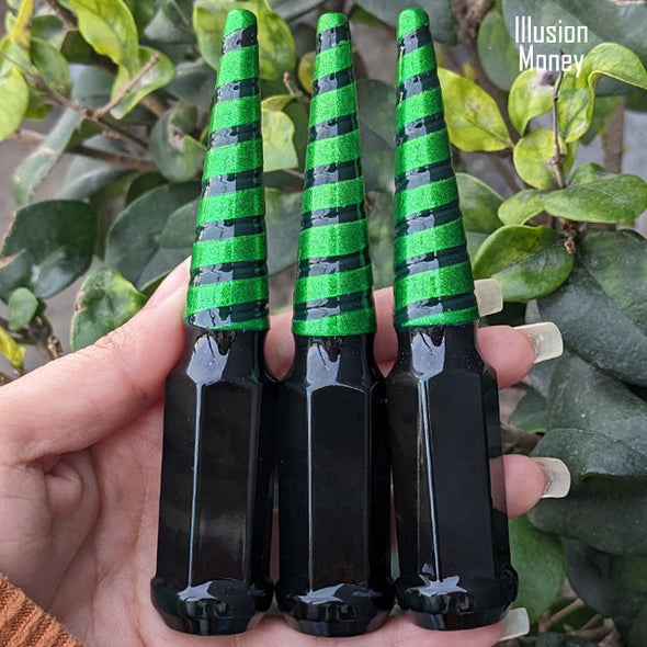 1 Pc 9/16-18 Black Widow Spike Lug Nuts 4.5" Tall - Powder Coated